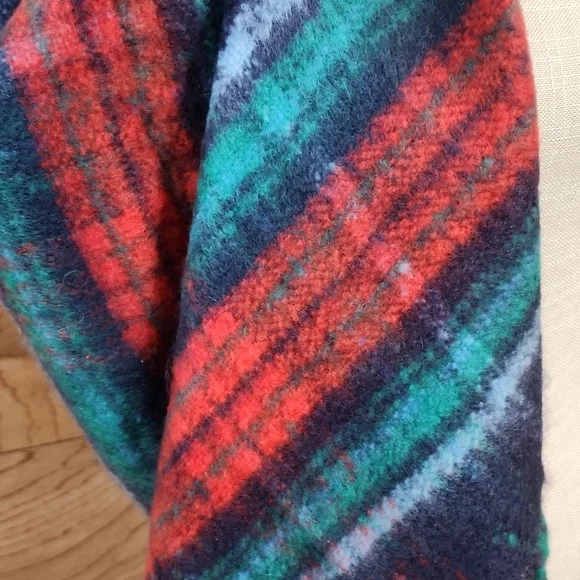 Aerie Super Soft Bright Striped Blanket Scarf NEW - Picture 6 of 6